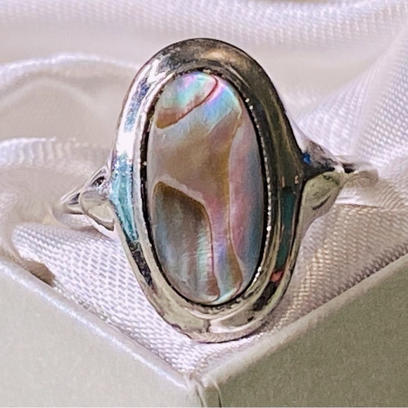 Avon Jewelry - Avon Vintage Pretty Albalone size 6 1/2 Silver Ring.